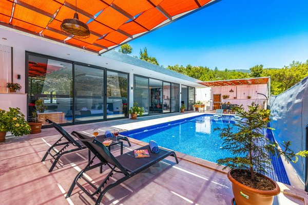 Locatifs avec piscine privée : tendance du camping de luxe